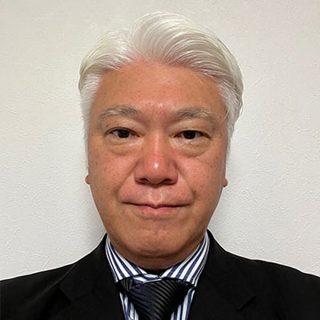 中井田　昭氏